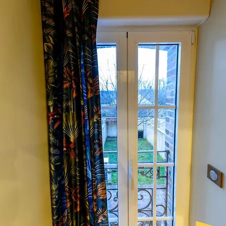 Charming House Near Fontainebleau Holiday home *