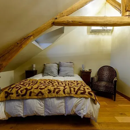 Holiday home Charming House Near Fontainebleau *